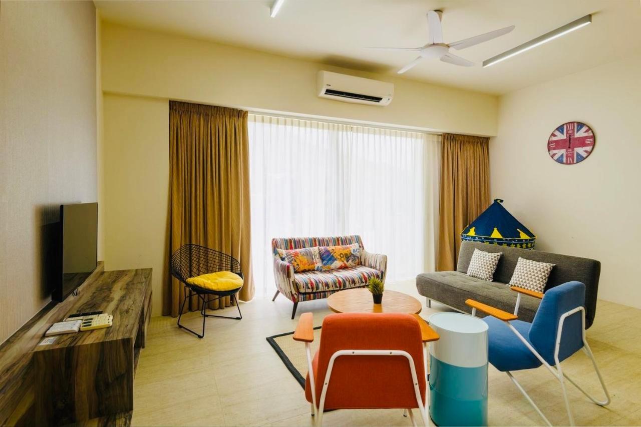 By The Sea Beach Front Apartment Batu Feringgi Buitenkant foto
