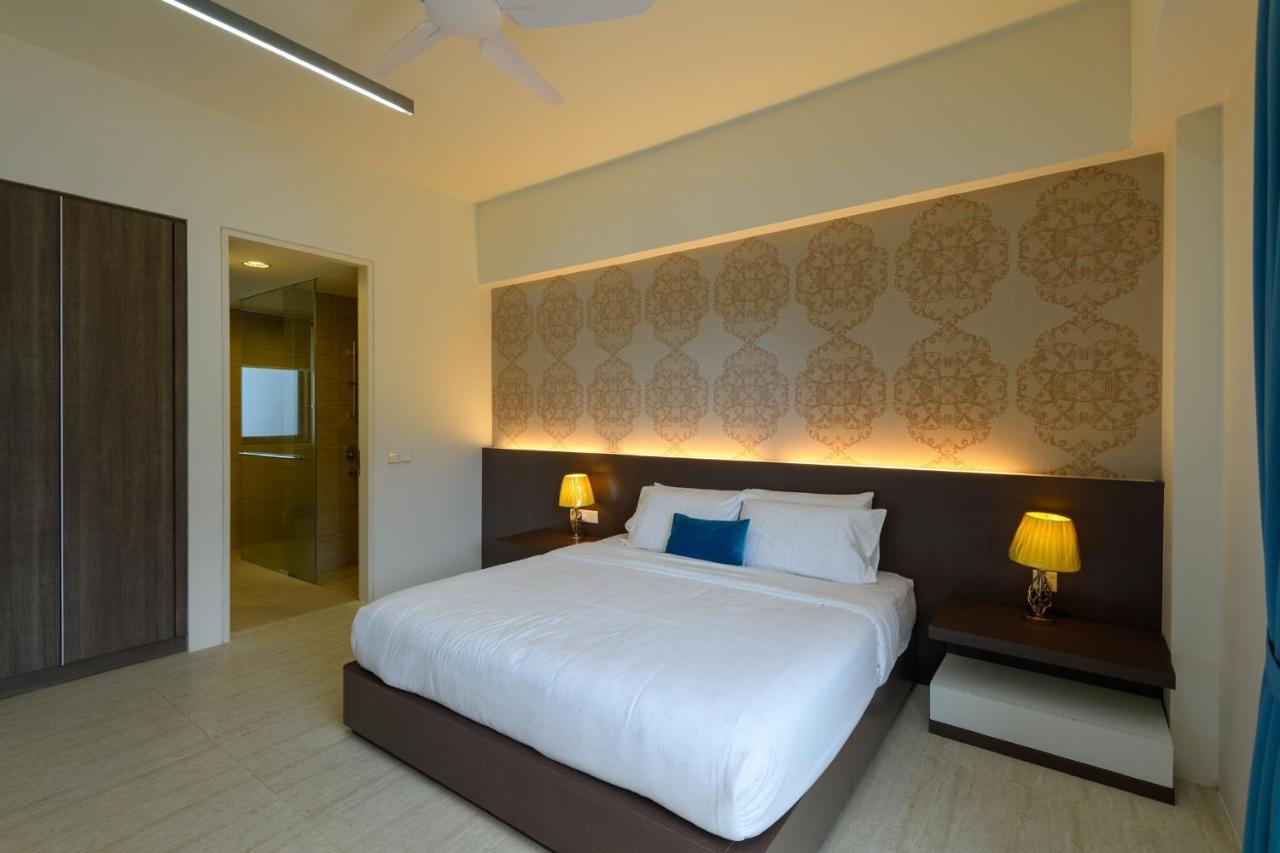 By The Sea Beach Front Apartment Batu Feringgi Buitenkant foto