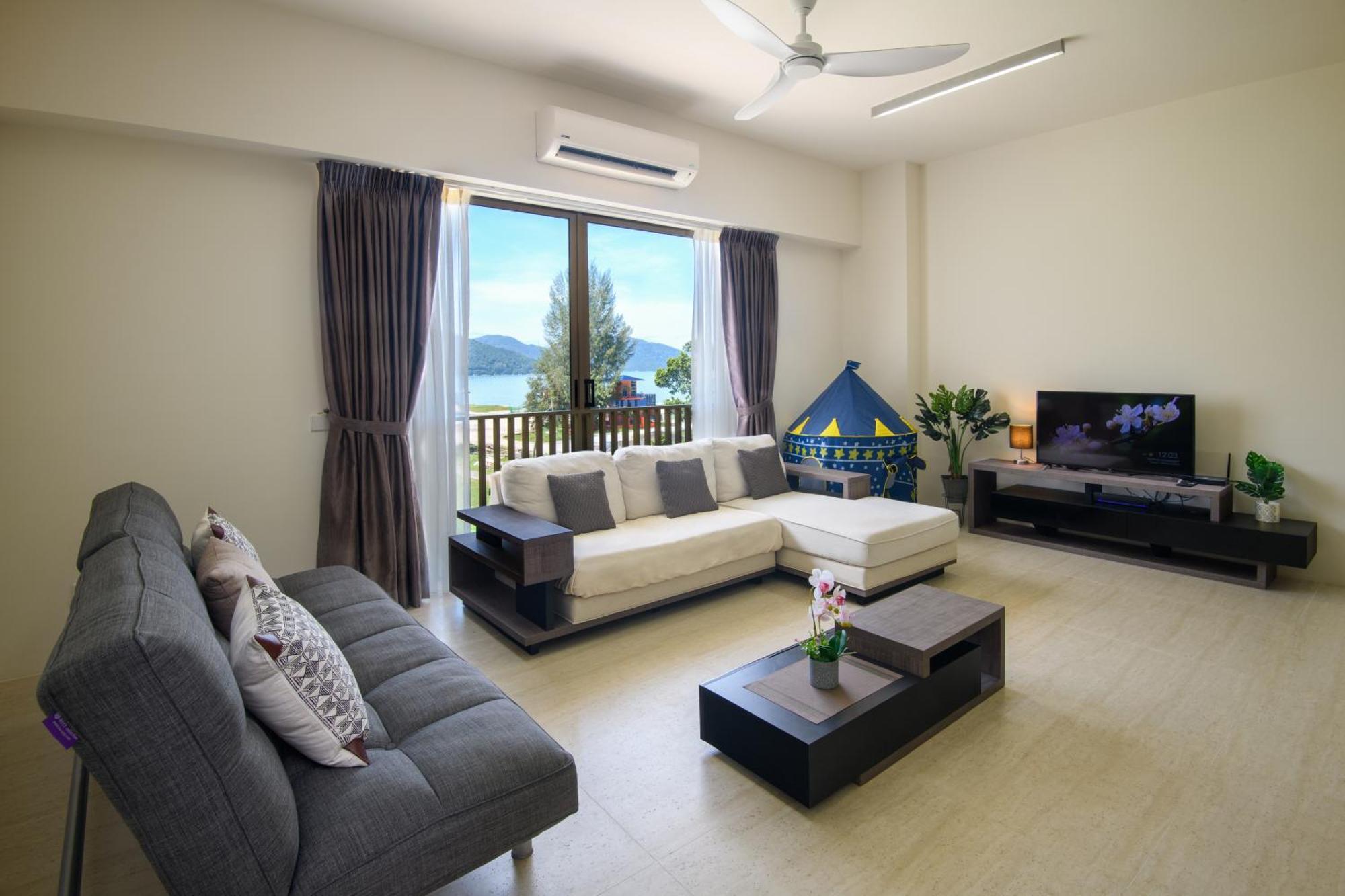 By The Sea Beach Front Apartment Batu Feringgi Buitenkant foto