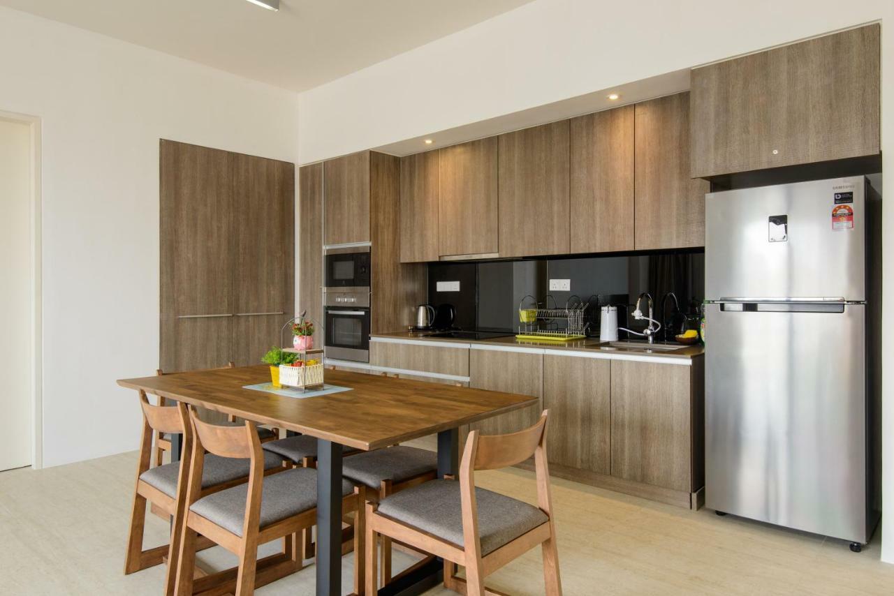 By The Sea Beach Front Apartment Batu Feringgi Buitenkant foto